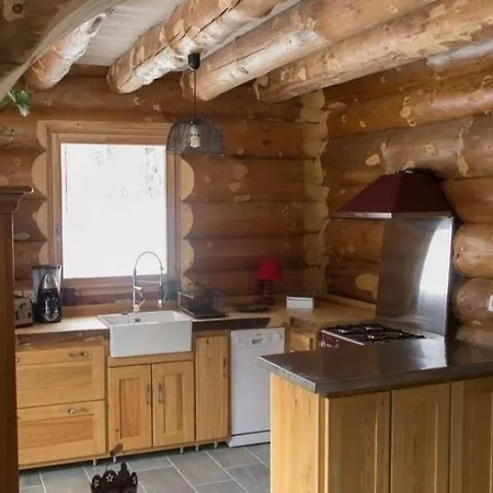 House La Cabane Des Capucins Les Boisses